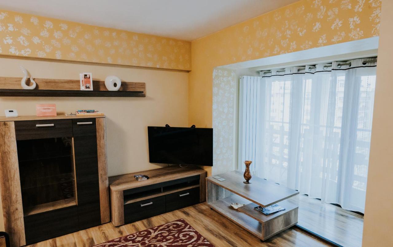 Apartment Carla's Palas, Airport Shuttle Iasi